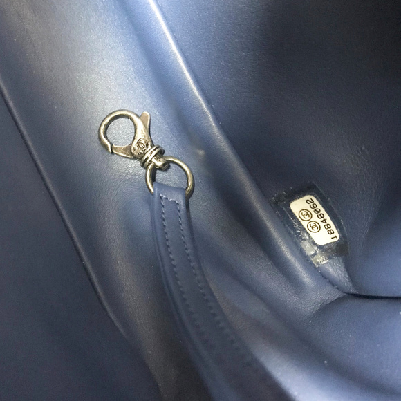 Aut Chanel XLarge Alligator Boy Bag - Picture 11 of 13